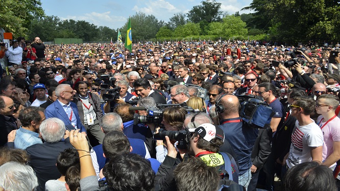 Grande risposta di pubblico per la prima giornata del Senna Tribute