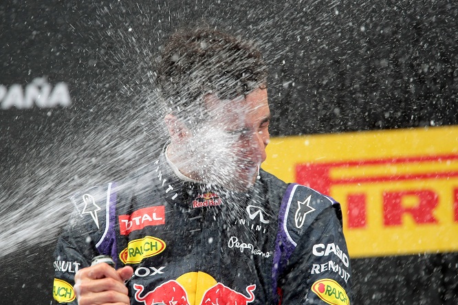 F1 | Kolles not surprised Ricciardo beating Vettel