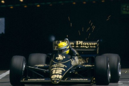 Senna Lotus Monaco 1985