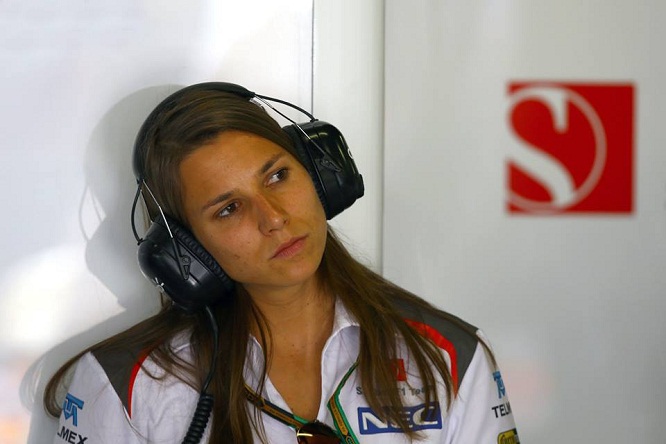 F1 | Simona de Silvestro cambia manager