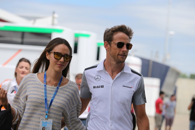 F1 | Button: rapina in vacanza da 450.000 dollari