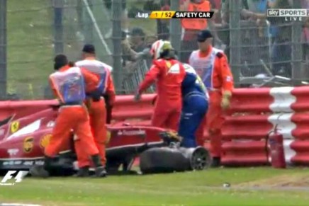 Raikkonen crash Silverstone 2