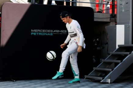 Rosberg-Mercedes-Paddock-Hockenheim-Pallone