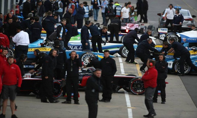 Formula E | Test Valencia, una giornata anche per Roborace