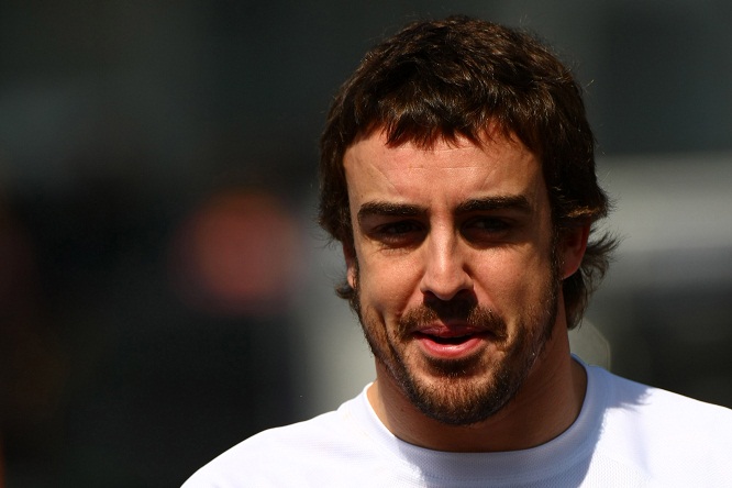 F1 | Ufficiale: triennale per Alonso, in Ferrari fino al 2012