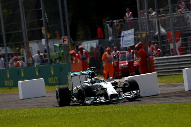 07.09.2014 - Race, Nico Rosberg (GER) Mercedes AMG F1 W05 off track