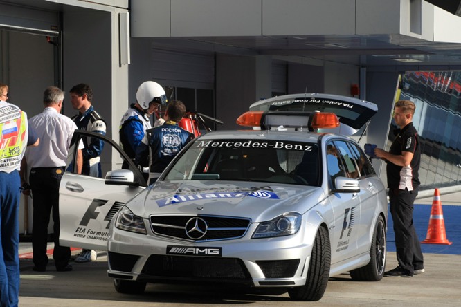 10.10.2015- Free Practice 2, Medical Car