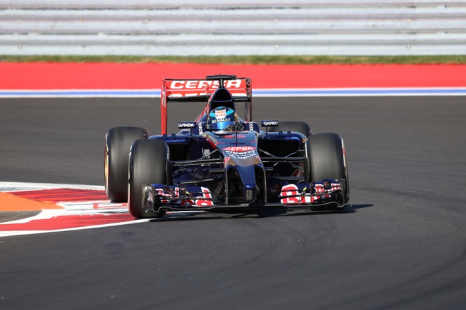 10.10.2015- Free Practice 2, Jean-Eric Vergne (FRA) Scuderia Toro Rosso STR9