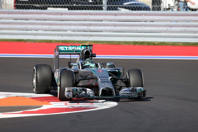 10.10.2015- Free Practice 2, Nico Rosberg (GER) Mercedes AMG F1 W05