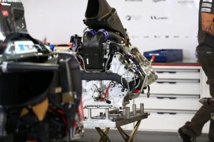 10.10.2014-  Sauber Tech Detail