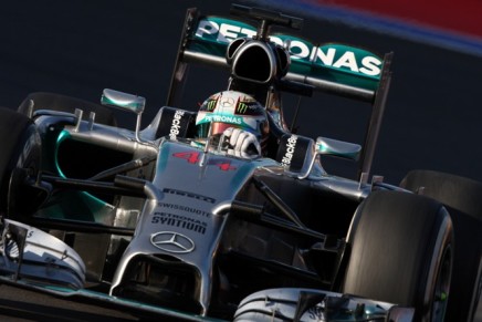 12.10.2014- Race, Lewis Hamilton (GBR) Mercedes AMG F1 W05