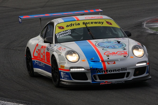 Galbiati-Passuti (Antonelli Motorsport, Porsche 997 GTCup #132) 