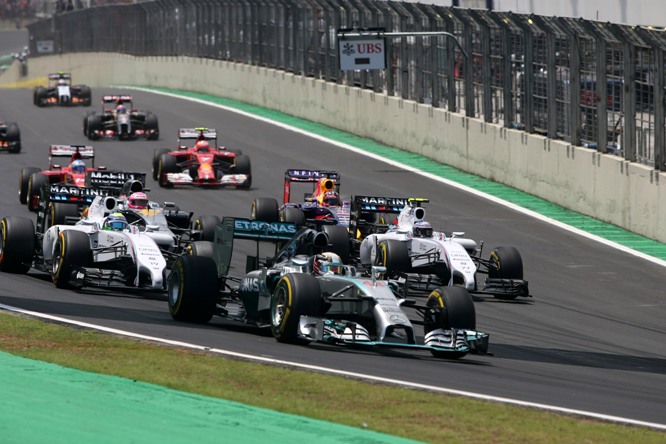 09.11.2014 - Race, Start of the race, Lewis Hamilton (GBR) Mercedes AMG F1 W05