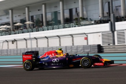 21.11.2014 - Free Practice 1, Daniel Ricciardo (AUS) Red Bull Racing RB10