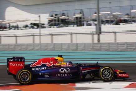 21.11.2014 - Free Practice 1, Sebastian Vettel (GER) Red Bull Racing RB10