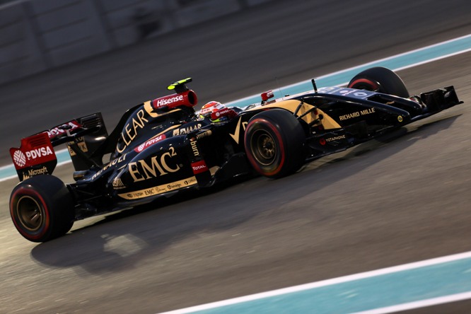 21.11.2014 - Free Practice 2, Pastor Maldonado (VEN) Lotus F1 Team E22