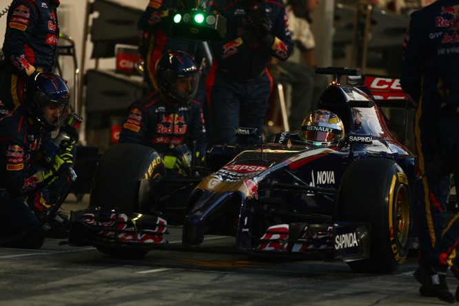 F1 | Toro Rosso fuori dai punti: Vergne solo 12°, Kvyat ko