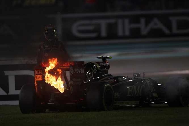 23.11.2014- Race, Pastor Maldonado (VEN) Lotus F1 Team E22