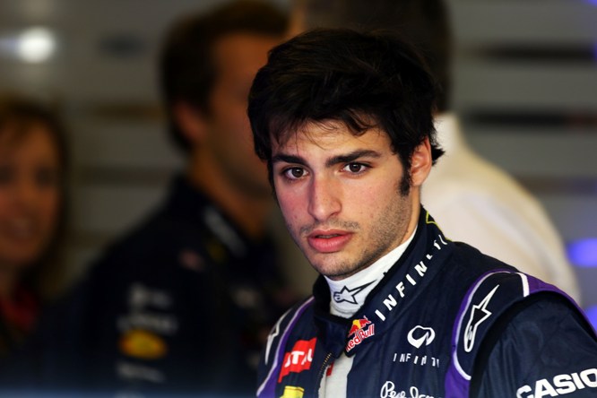 Carlos Sainz Jnr (ESP) Red Bull Racing Test Driver.25.11.2014.