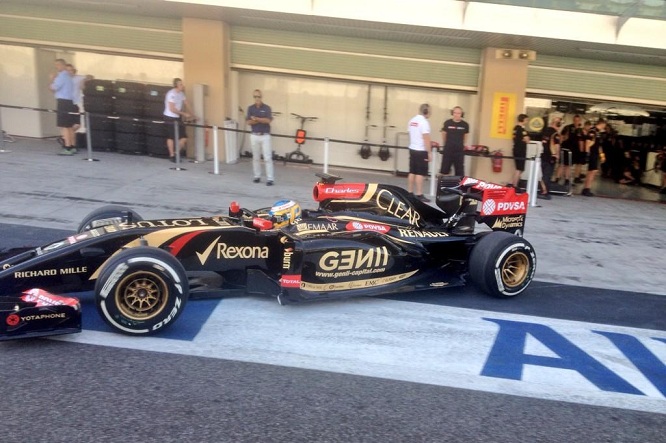 pic lotus test abu dhabi 2014