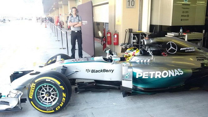 wehrlein mercedes test abu dhabi 2014