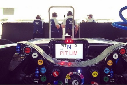 williams volante bottas test abu dhabi 2014