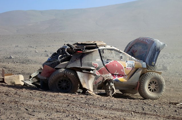 Sainz Peugeot Dakar 2015