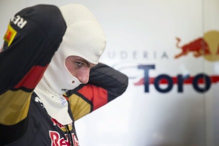 Toro Rosso STR10 2015 Verstappen 3