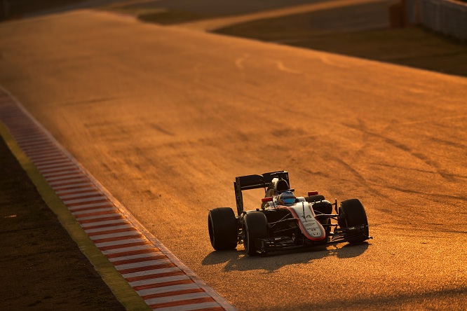 Alonso McLaren Test 2015 (3)