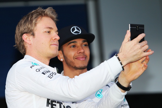 F1 | Hamilton: “Rosberg è come una sportiva che quando perde cambia atteggiamento”