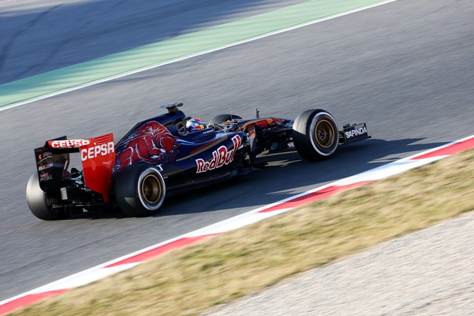 Max Verstappen (NLD) Scuderia Toro Rosso STR10.19.02.2015.