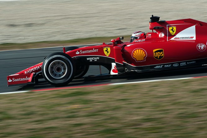 Kimi Raikkonen (FIN) Ferrari SF15-T.20.02.2015.