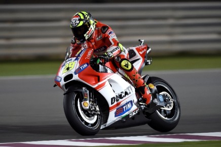 Andrea Iannone Losail 2015