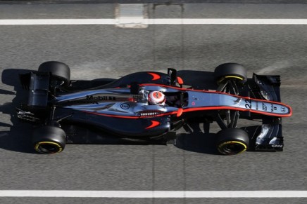 Jenson Button (GBR) McLaren MP4-30.01.03.2015.