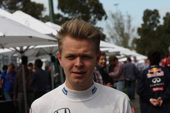 12.03.2015 - Kevin Magnussen (DEN) McLaren Mercedes MP4-29