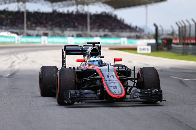 F1 | McLaren, Alonso: “Un po’ meglio di quello che ci aspettavamo”