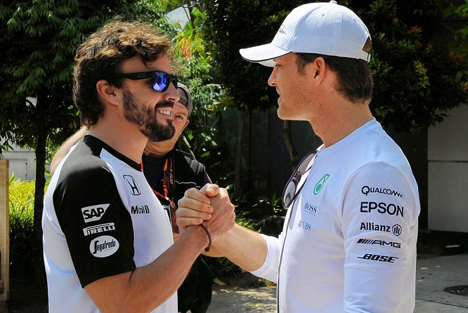 F1 | Villeneuve: “Esistono gli Alonso e i Rosberg”