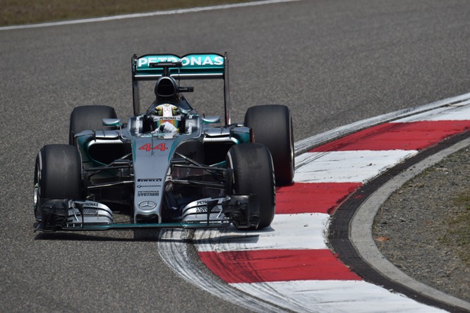 10.04.2015 - Free Practice 1, Lewis Hamilton (GBR) Mercedes AMG F1 W06