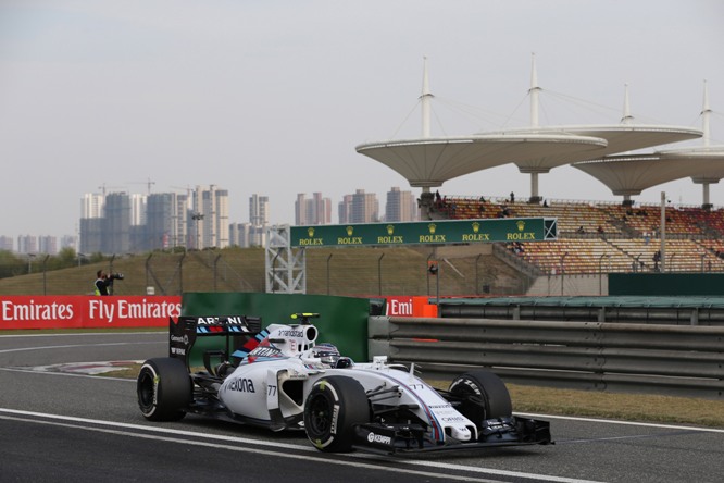 10.04.2015 - Free Practice 2, Valtteri Bottas (FIN) Williams F1 Team FW37