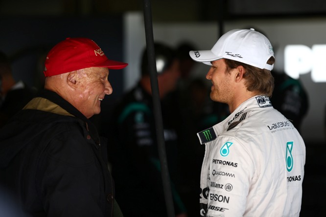 F1 | Lauda backs Rosberg in Hamilton duel