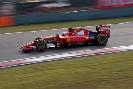 11.04.2015 - Qualifying, Kimi Raikkonen (FIN) Scuderia Ferrari SF15-T