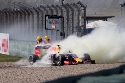 12.04.2015 - Race, Daniil Kvyat (RUS) Red Bull Racing RB11