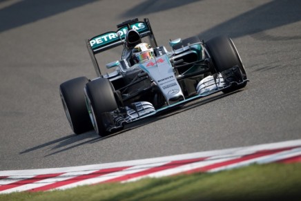 12.04.2015 - Race, Lewis Hamilton (GBR) Mercedes AMG F1 W06