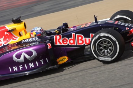 17.04.2015 - Free Practice 1, Daniel Ricciardo (AUS) Red Bull Racing RB11