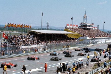 f1-126jarama-foto7 start