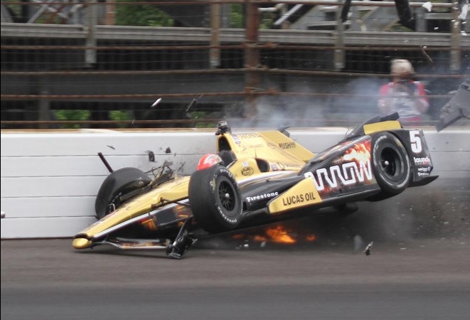 Hinchcliffe incidente libere Indy 500 2015