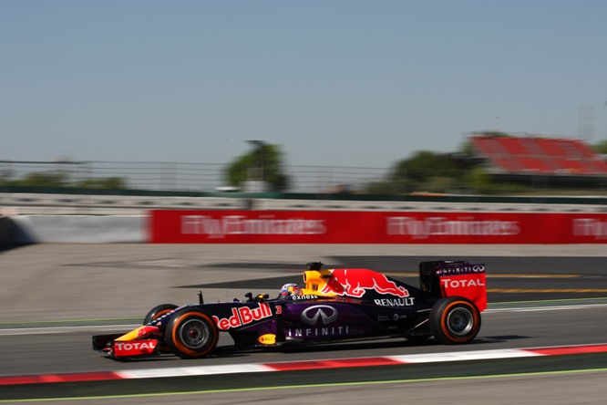 08.02.2015- Free Practice 1, Daniel Ricciardo (AUS) Red Bull Racing RB11