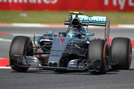 08.02.2015- Free Practice 1, Nico Rosberg (GER) Mercedes AMG F1 W06