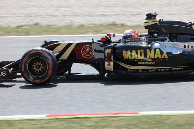 08.02.2015- Free Practice 2, Romain Grosjean (FRA) Lotus F1 Team E23