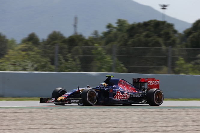 08.02.2015- Free Practice 2, Carlos Sainz Jr (ESP) Scuderia Toro Rosso STR10